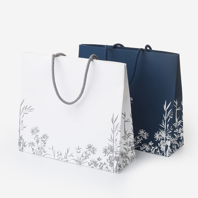 Goede prijs. Custom Matt Glossy gelamineerde witte kunst papieren geschenk zak met handvaten voor winkelen online